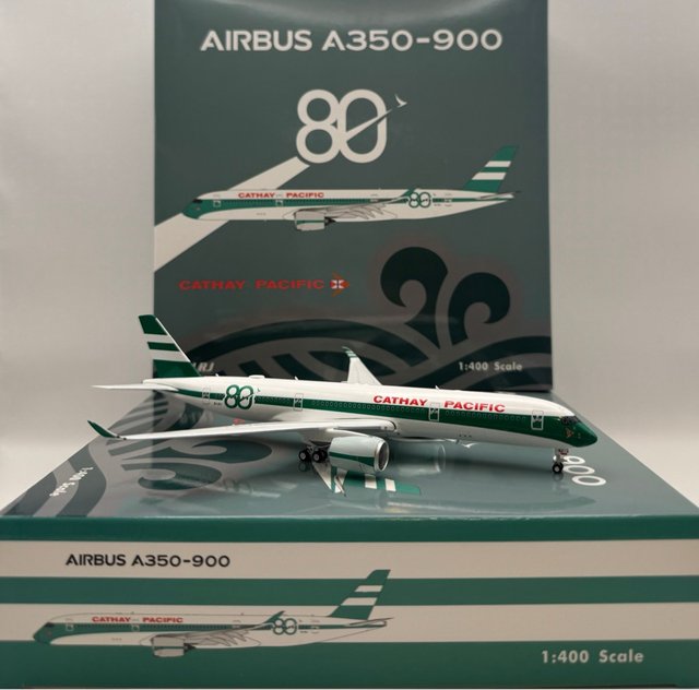 Maqueta Avión Cathay Pacific A350-900 B-LRJ 80th