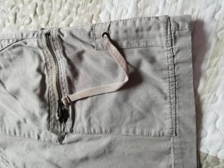Bermudas multibolsillos beige