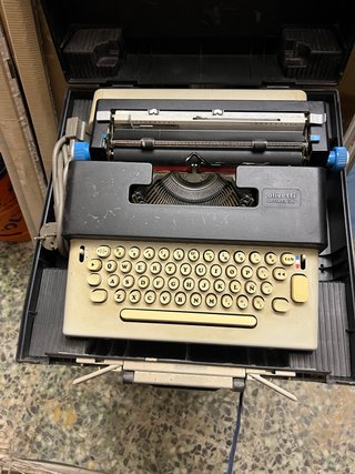 Olivetti Lettera 36 Máquina de Escribir Antigua