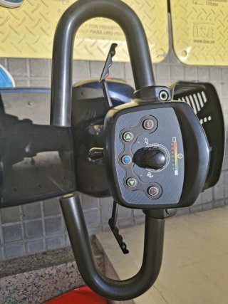 Scooter movilidad Invacare LEO