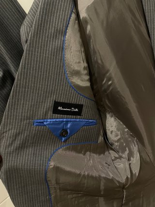 Traje gris de rayas Massimo Dutti