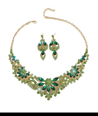 Joyería: Gargantilla y Pendientes Verdes