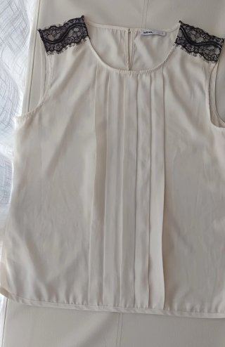 Blusa Lefties Beige con Encaje Negro Talla L