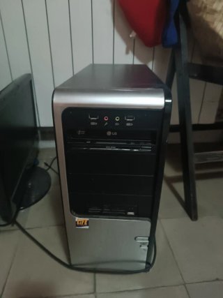 LG TV Negra