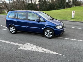 Opel Zafira 2004