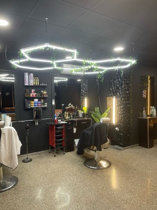 Traspaso peluquería barbería