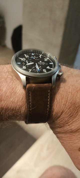 Reloj Pulsar Cronógrafo 100M Marrón Negro