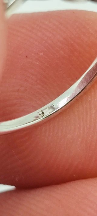Anillo de Plata y Piedra Luna.