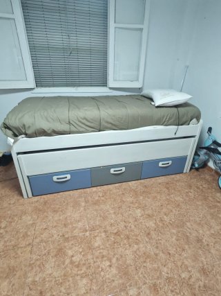 Cama compacta con 3 cajones y colchón