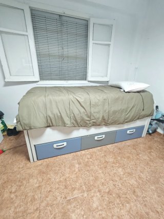 Cama compacta con 3 cajones y colchón