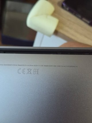 MacBook Pro A2251