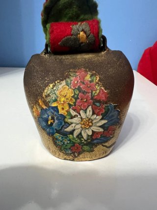 Campanaccio decorativo con fiori