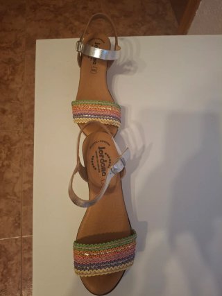 Sandalias Jordana Mujer Oro Multicolor
