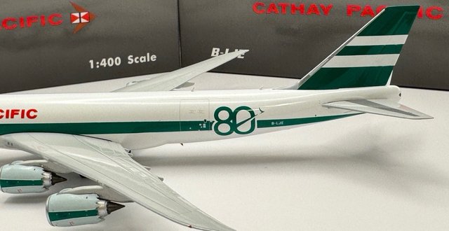 Boeing 747-8F Cathay Pacific B-LJE 80 Aniversario