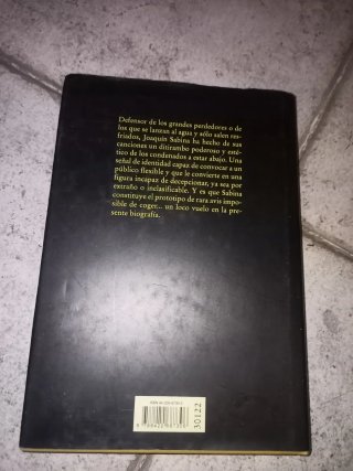 Libros a 5€ cada uno.