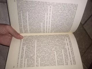 Libros a 5€ cada uno.