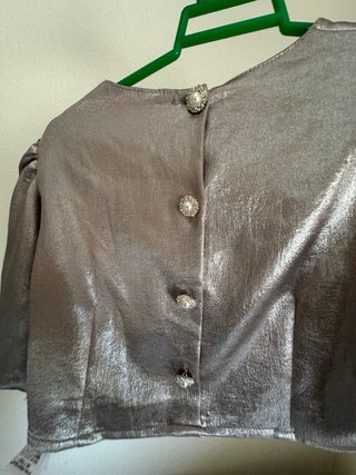 Blusa Zara plateada manga abullonada Talla XS