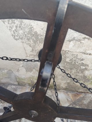 Lámpara rústica antigua metal y madera