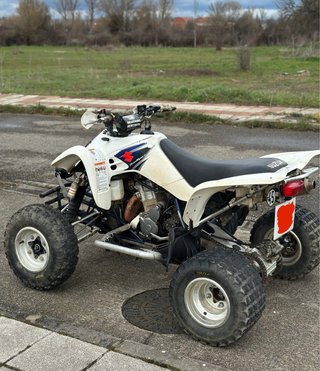 Suzuki LTZ 400 Quad Blanco