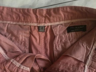 Pantalón corto rosa hombre