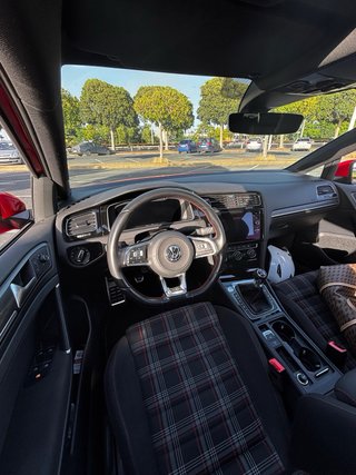 Volkswagen Golf GTI 7.5 performance 245cv 2017