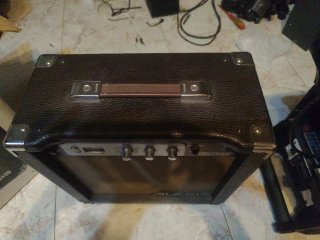 Amplificador Alesis CoolFire 15