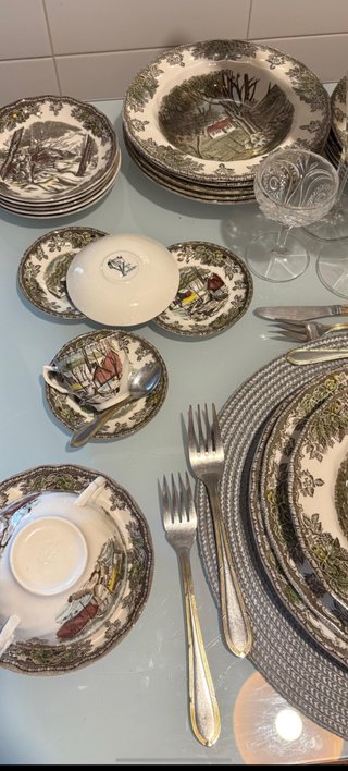 Vajilla Inglesa Porcelana y Cristal