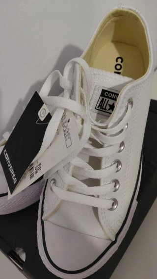 Converse Mujer blancas Tallan grande.