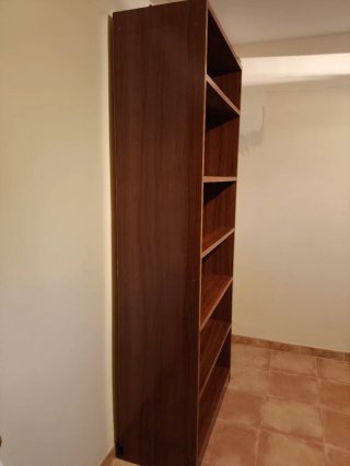 Librería de madera