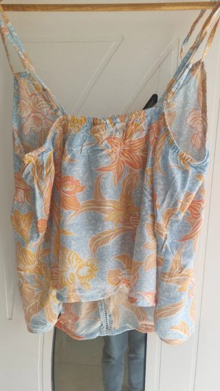 Blusa Roxy Floral Azul y Naranja