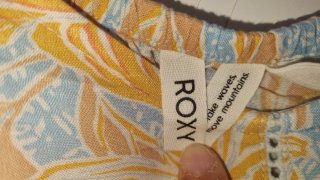 Blusa Roxy Floral Azul y Naranja
