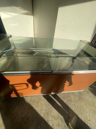 Vitrina expositora pastelería M 2000