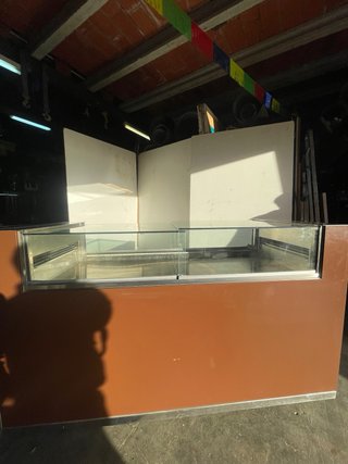 Vitrina expositora pastelería M 2000