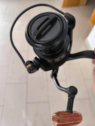 Carrete Starbaits Tron 10000