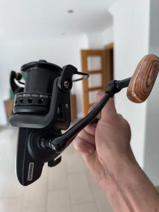 Carrete Starbaits Tron 10000