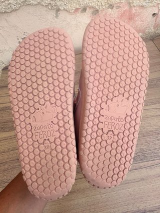 Botas respetuosas Zapato Feroz rosa