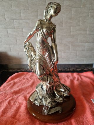 Figuras  I Quattro Elementi  de Marcello Giorgio