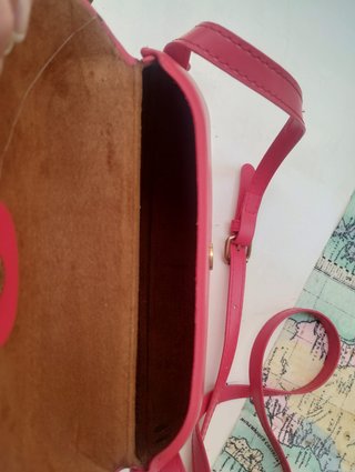 Bolso bandolera rojo cereza