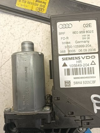 ELEVALUNAS TRASERO DERECHO AUDI A4 AVANT (8E) BPW