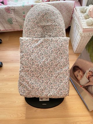 Hamaca BabyBjörn Beige + Saco Invierno