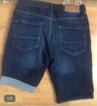 Pantalón vaquero corto azul