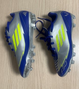 Scarpe da calcio Adidas F50 per bambini, taglia 32