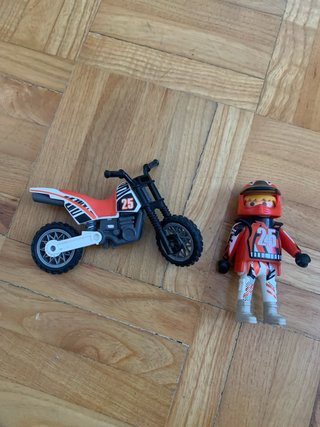 Playmobil Motorista con Moto