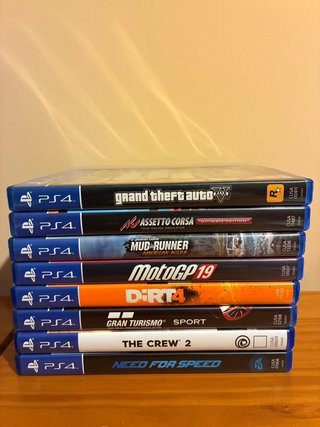 PS4 (PlayStation 4) Negra + Juegos