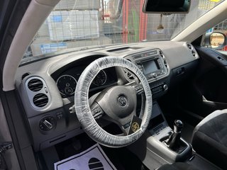 Volkswagen Tiguan 2015. Muy buen estado