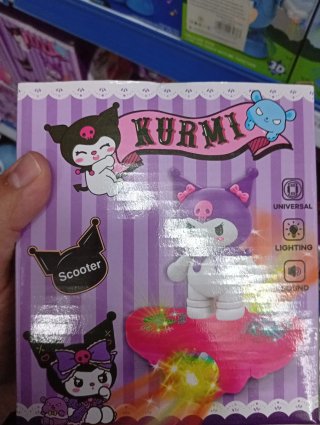 Kuromi Scooter Juguete con Luces y Sonido