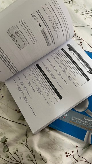 Libros “Una química para todos” de Academia Osorio