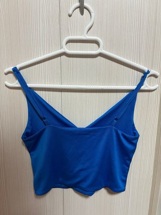 Top azul eléctrico