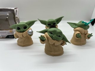 Pack 4 Figuras Grogu Bebé Yoda Hasbro