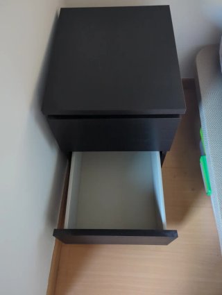 2 mesitas de noche IKEA Malm de 2 cajones